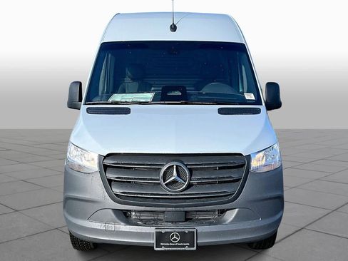 New 2026 Mercedes-Benz Sprinter 2500 image 3