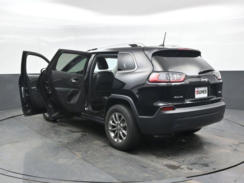 Used 2020 Jeep Cherokee Latitude Plus AWD/4WD image 44