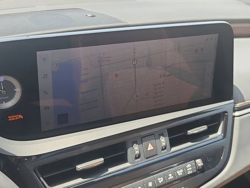 Used 2024 Lexus ES 350 w/ Technology Package FWD image 28