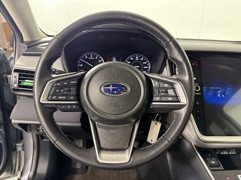 Used 2024 Subaru Outback Premium AWD/4WD image 15