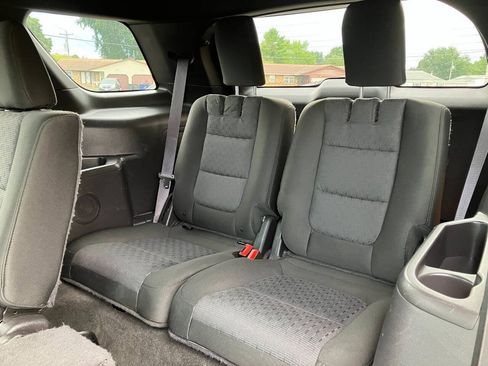 Used 2015 Ford Explorer XLT AWD/4WD image 13