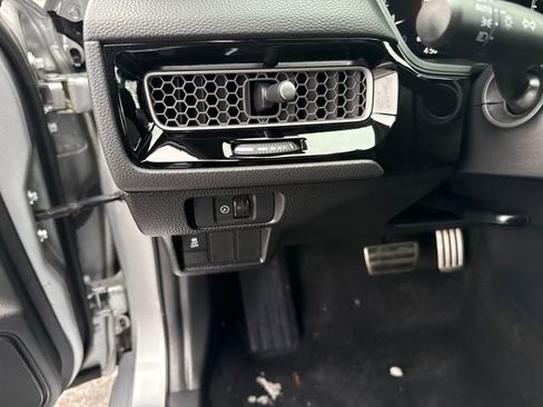 Certified 2025 Honda Civic Sport image 15