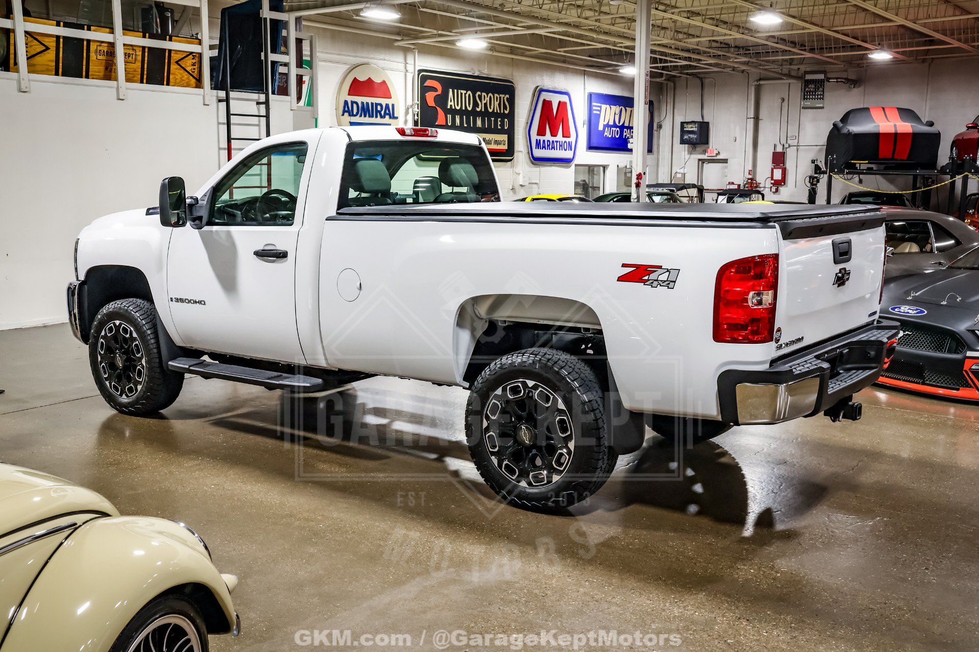 Used 2008 Chevrolet Silverado 3500 W/T AWD/4WD image 6