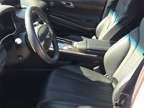Used 2022 Genesis GV80 2.5T image 19