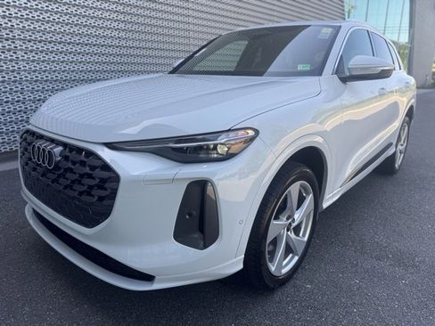 New 2025 Audi Q5 Premium Plus image 1