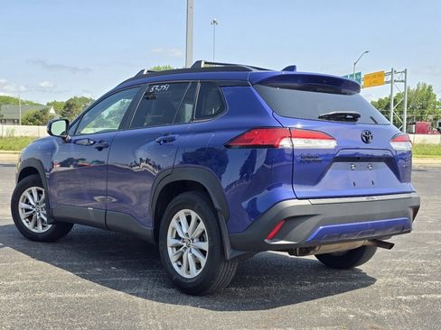 Certified 2022 Toyota Corolla Cross LE AWD/4WD image 12