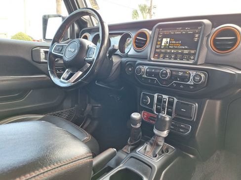 Used 2020 Jeep Gladiator Mojave image 28