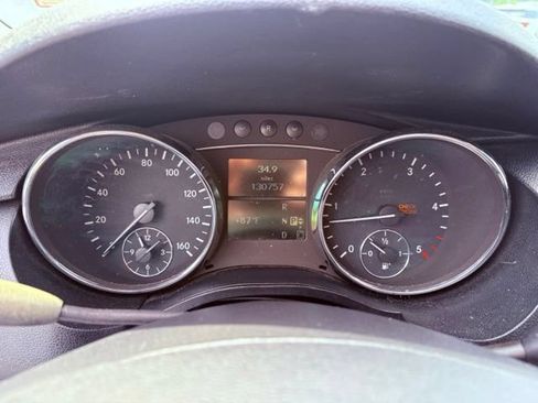 Used 2007 Mercedes-Benz R 320 CDI 4MATIC image 13