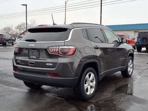 Used 2018 Jeep Compass Latitude w/ Popular Equipment Group image 21
