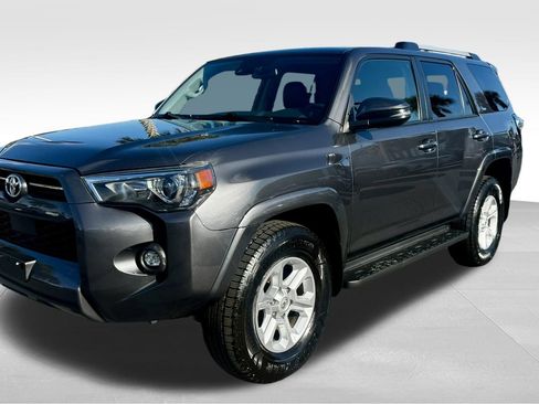 Used 2022 Toyota 4Runner SR5 Premium image 22
