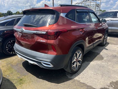 Used 2021 Kia Seltos S AWD/4WD image 5