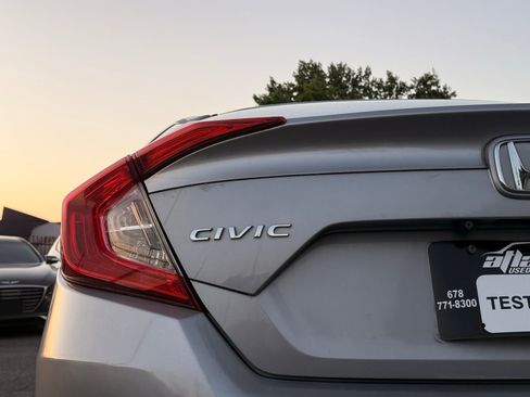 Used 2017 Honda Civic LX image 9