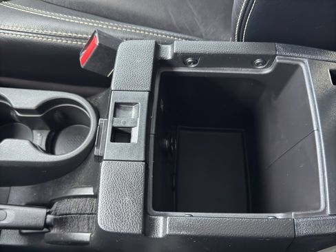 Used 2014 Jeep Wrangler Unlimited Sahara image 27