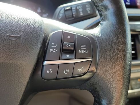 Used 2020 Ford Escape SEL FWD image 21