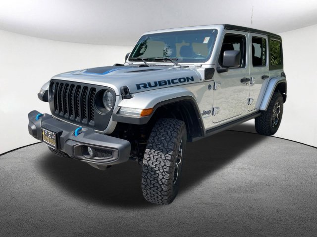 Used 2023 Jeep Wrangler Unlimited Rubicon 4xe w/ Dual Top Group AWD/4WD image 4