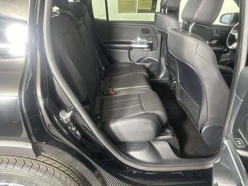 Certified 2025 Mercedes-Benz GLB 250 4MATIC image 17