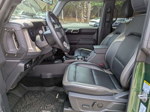 Used 2025 Ford Bronco Outer Banks AWD/4WD image 26