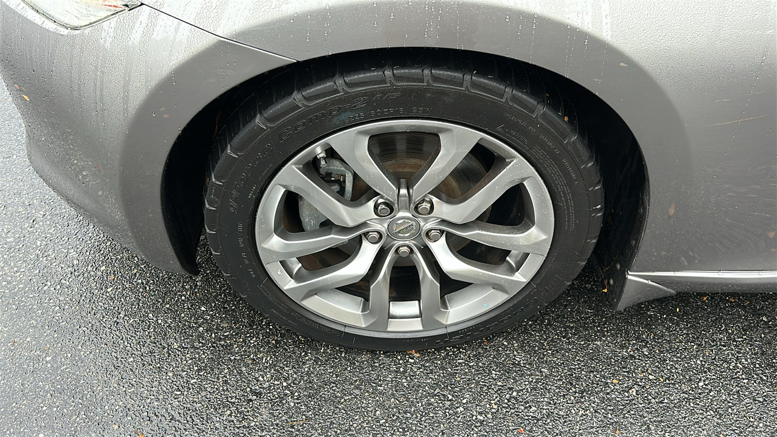Used 2010 Nissan 370Z Touring RWD image 6