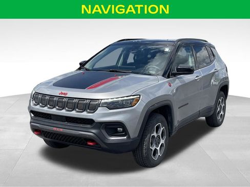 Used 2022 Jeep Compass Trailhawk w/ Trailhawk Elite Group AWD/4WD image 4