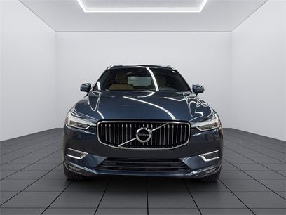 Used 2018 Volvo XC60 T5 Inscription w/ Convenience Package