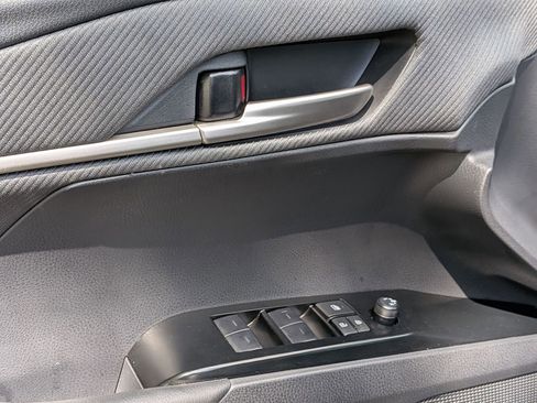 Used 2026 Toyota Camry SE image 8