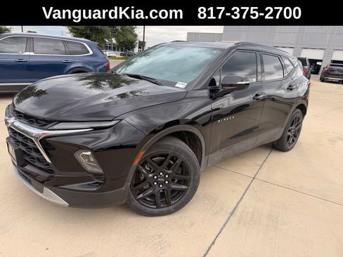 Used 2023 Chevrolet Blazer LT FWD image 1