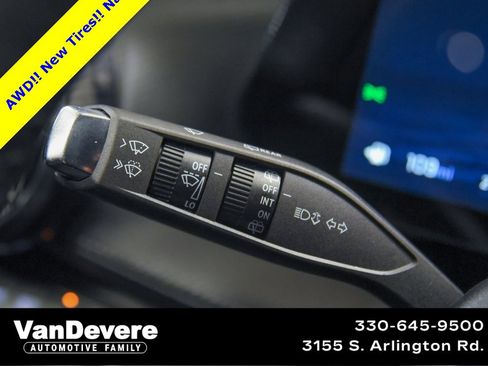 Used 2025 Chevrolet Equinox LT w/ Convenience Package II image 24