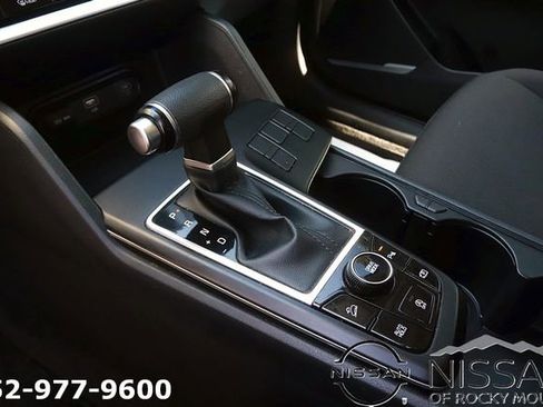 Used 2024 Kia Sportage LX FWD image 18