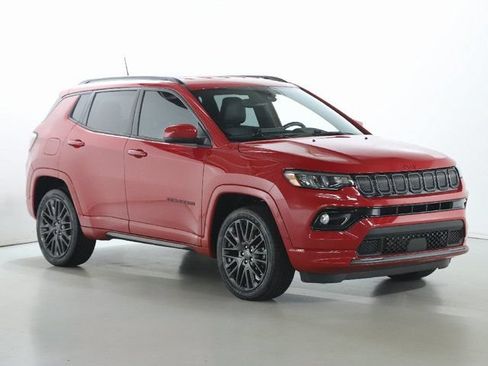 Used 2022 Jeep Compass Limited AWD/4WD image 10