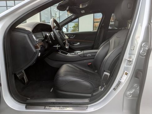 Used 2016 Mercedes-Benz S 550 4MATIC Sedan image 13