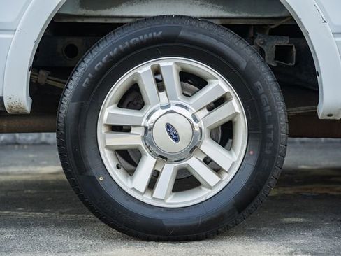 Used 2004 Ford F150 Lariat image 26