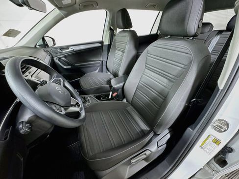 Used 2023 Volkswagen Tiguan S FWD image 13