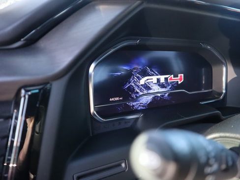 Certified 2024 GMC Sierra 1500 AT4 image 15