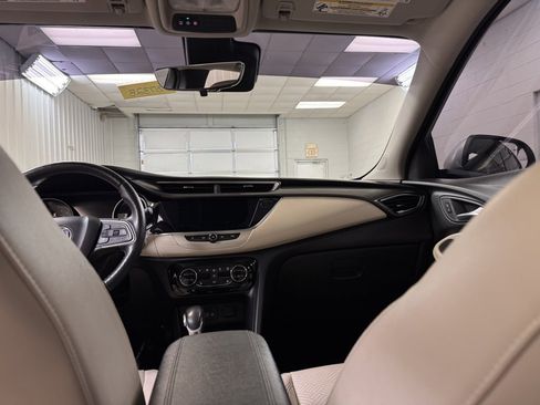 Used 2020 Buick Encore GX Essence w/ Experience Buick Package image 38
