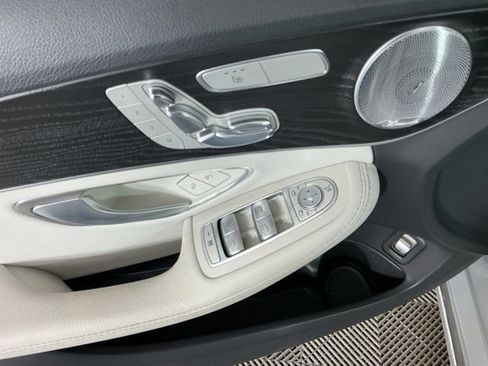 Used 2016 Mercedes-Benz C 300 4MATIC Sedan image 12
