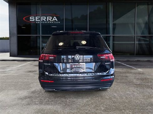 Used 2020 Volkswagen Tiguan S w/ 3rd Row Seat Package image 3