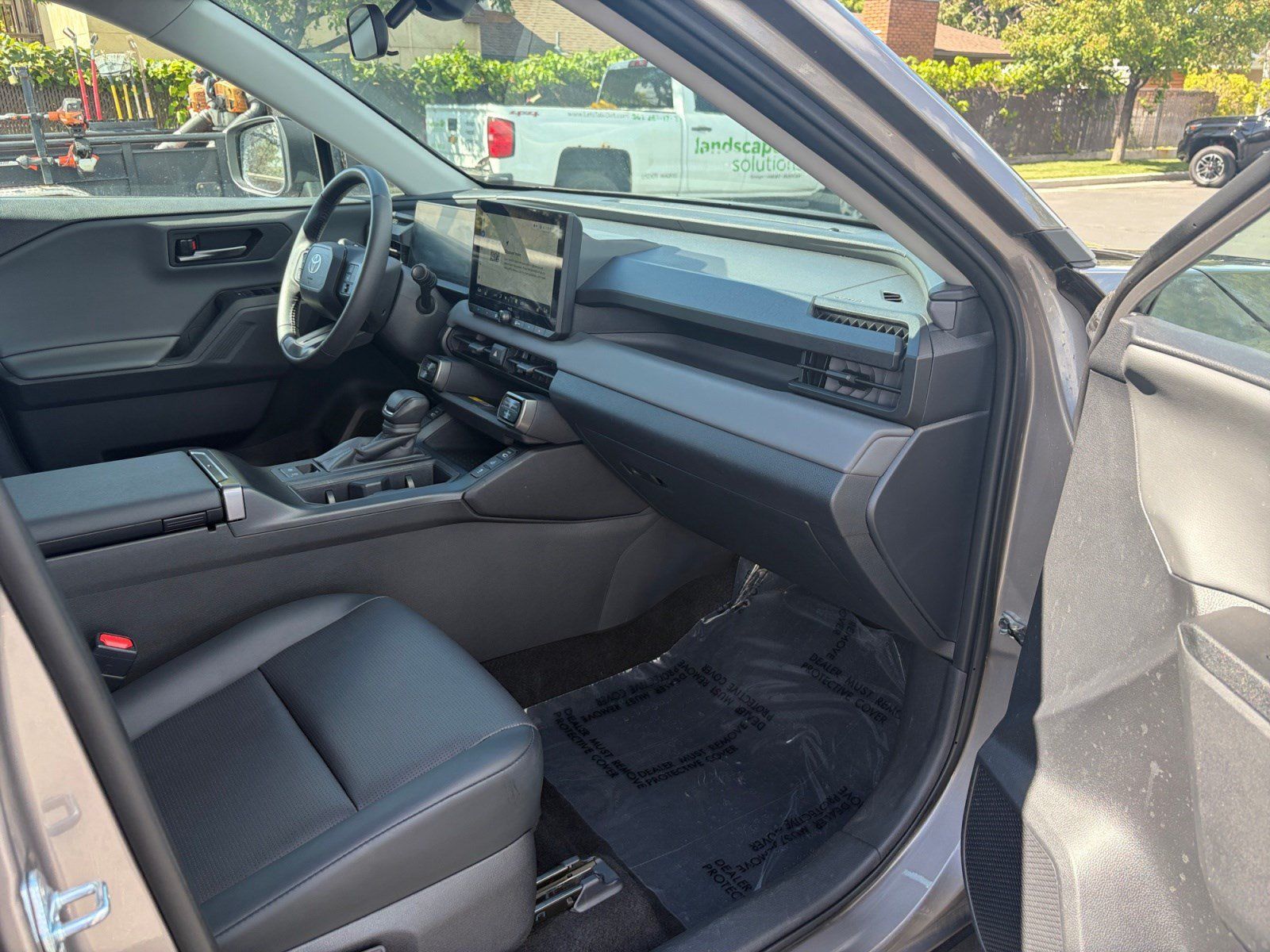 Used 2026 Toyota RAV4 XLE Premium AWD/4WD image 28
