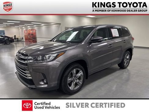 Used 2019 Toyota Highlander Limited Platinum image 4
