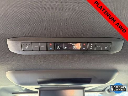 Used 2025 Toyota Sienna Platinum image 20
