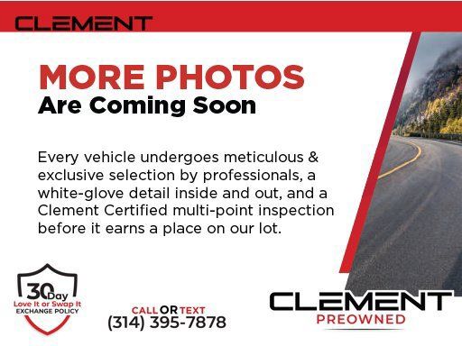 Used 2025 Nissan Versa SV FWD image 1