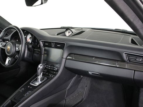 Certified 2017 Porsche 911 Carrera 4S image 24