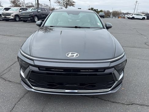 Used 2025 Hyundai Sonata SEL image 2