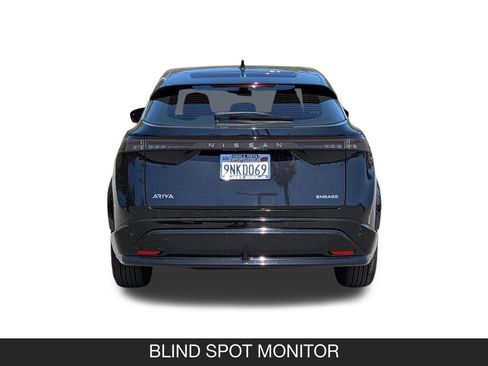 Used 2024 Nissan Ariya FWD image 9