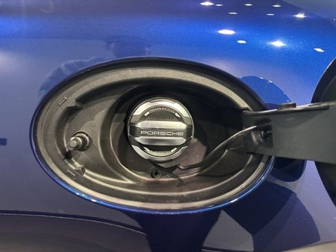 Used 2025 Porsche 911 Turbo S image 44