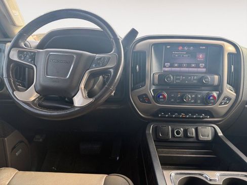 Used 2015 GMC Sierra 2500 Denali w/ Duramax Plus Package image 2