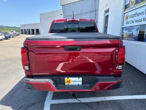 Used 2024 Chevrolet Colorado LT w/ LT Convenience Package AWD/4WD image 4