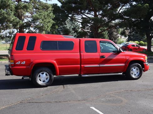Used 2003 GMC Sierra 1500 SLT w/ SLT Preferred Equipment Group AWD/4WD image 31