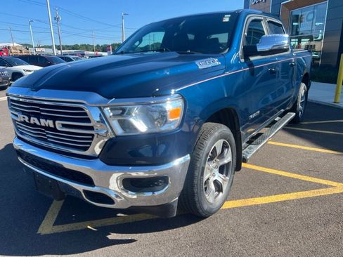 Used 2023 RAM 1500 Laramie AWD/4WD image 8