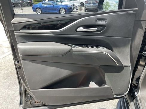 Used 2023 Cadillac Escalade Sport AWD/4WD image 4