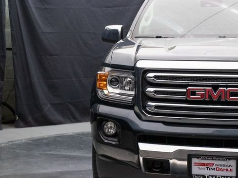 Used 2017 GMC Canyon SLT w/ Driver Alert Package image 5